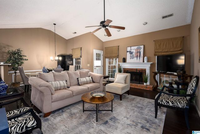 2621 N CHANDALAR LANE, Pelham, AL 35124