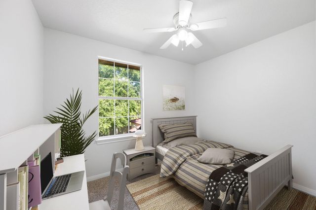 2527 S San Antonio Street, Pearland, TX 77581