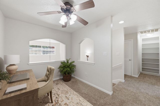 2527 S San Antonio Street, Pearland, TX 77581
