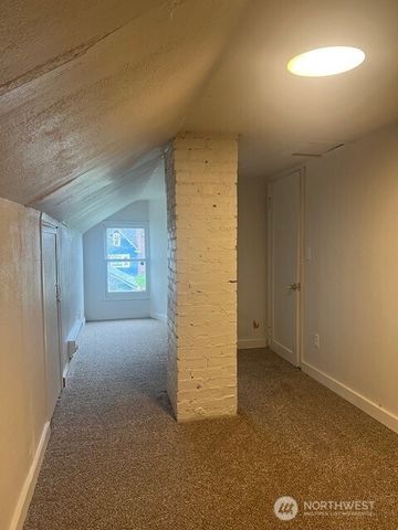 1104 S Prospect Street, Tacoma, WA 98405