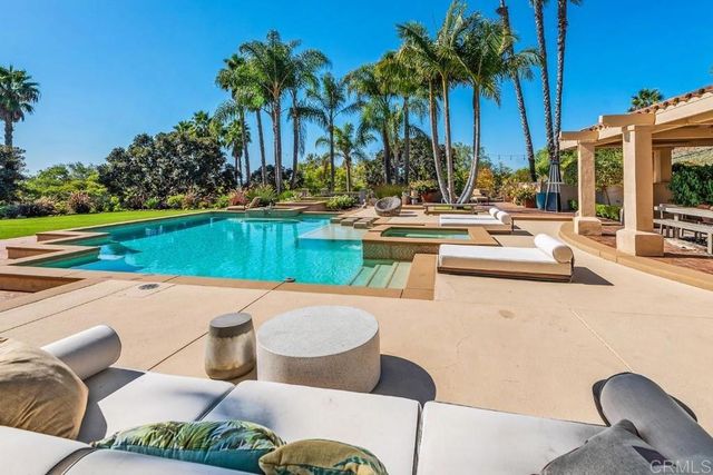 7345 Vista Rancho Ct, Rancho Santa Fe, CA 92067