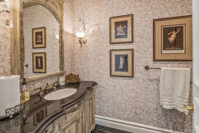 7345 Vista Rancho Ct, Rancho Santa Fe, CA 92067