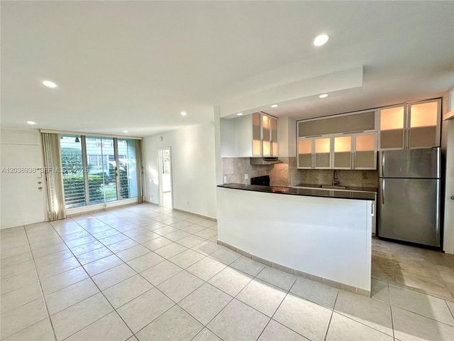 1060 98th Street 24, Bay Harbor Islands, FL 33154