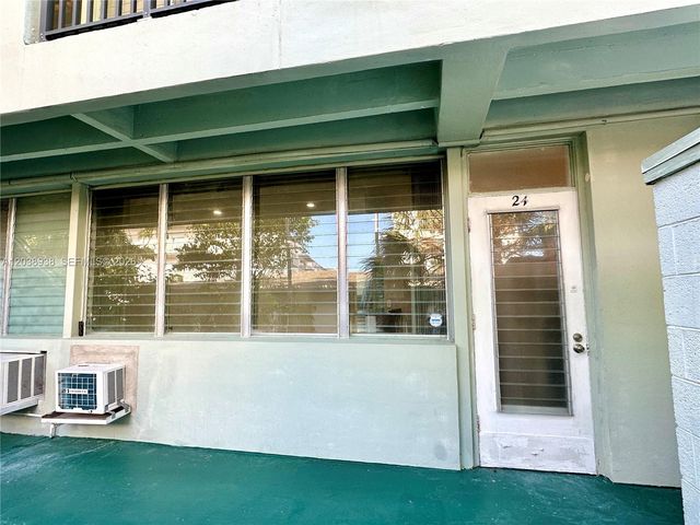 1060 98th Street 24, Bay Harbor Islands, FL 33154