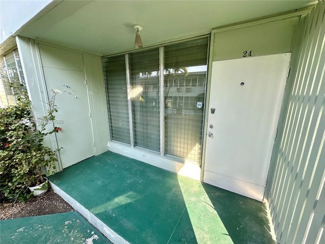 1060 98th Street 24, Bay Harbor Islands, FL 33154