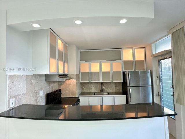 1060 98th Street 24, Bay Harbor Islands, FL 33154