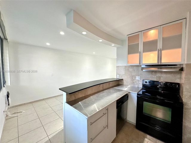 1060 98th Street 24, Bay Harbor Islands, FL 33154