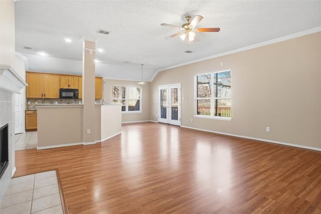 2704 Hearthside Lane, Mansfield, TX 76063