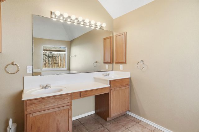 2704 Hearthside Lane, Mansfield, TX 76063