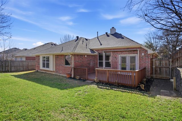 2704 Hearthside Lane, Mansfield, TX 76063