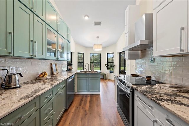 6560 Kestrel CIR, Fort Myers, FL 33966