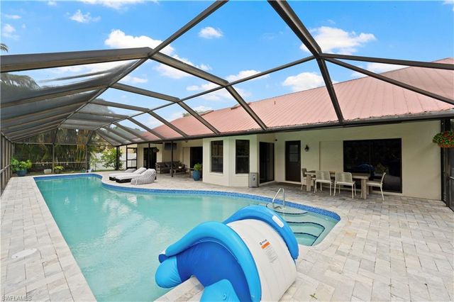 6560 Kestrel CIR, Fort Myers, FL 33966