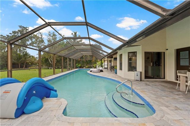 6560 Kestrel CIR, Fort Myers, FL 33966