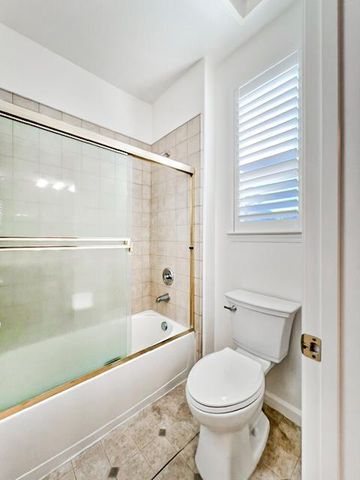 5716 Alder Bridge Ct, Elk Grove, CA 95757