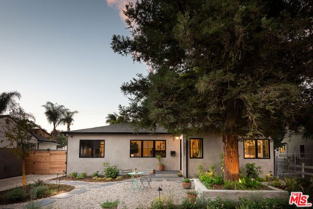 12227 La Maida Street, Valley Village, CA 91607