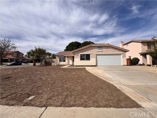 2014 W Dawnview Drive, Rialto, CA 92377
