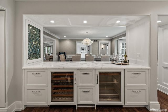 1269 Willow Lane, Birmingham, MI 48009