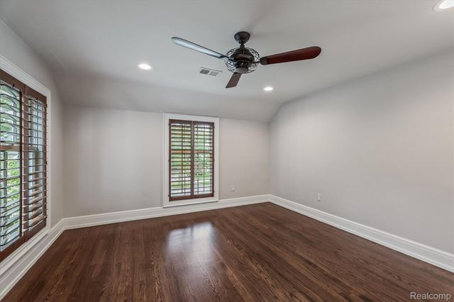 1269 Willow Lane, Birmingham, MI 48009