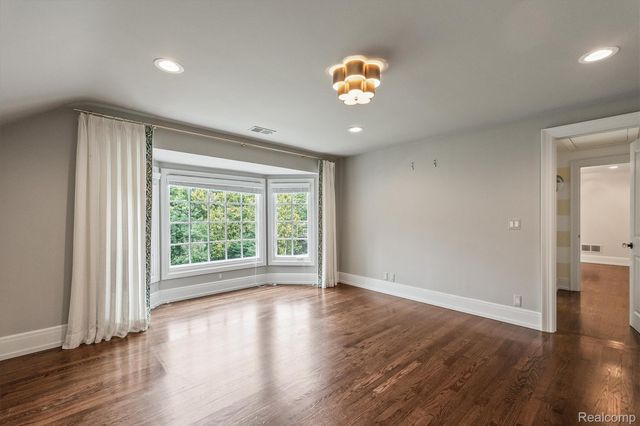 1269 Willow Lane, Birmingham, MI 48009