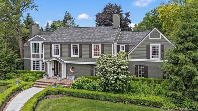 1269 Willow Lane, Birmingham, MI 48009