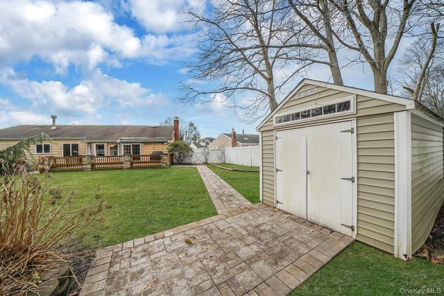 52 San Rafael Avenue, Holbrook, NY 11741