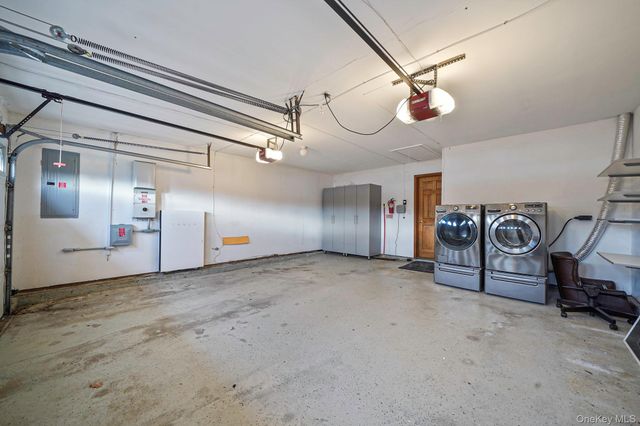 52 San Rafael Avenue, Holbrook, NY 11741