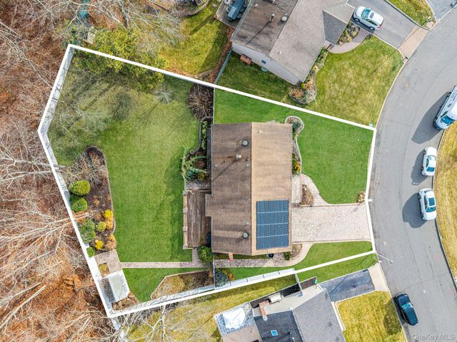 52 San Rafael Avenue, Holbrook, NY 11741