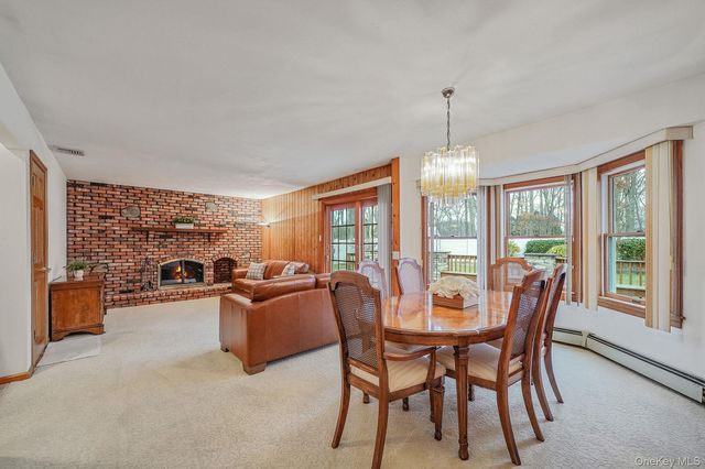 52 San Rafael Avenue, Holbrook, NY 11741