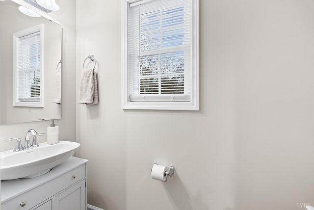 155 Treasure Ct, Rustburg, VA 24588