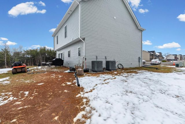 155 Treasure Ct, Rustburg, VA 24588