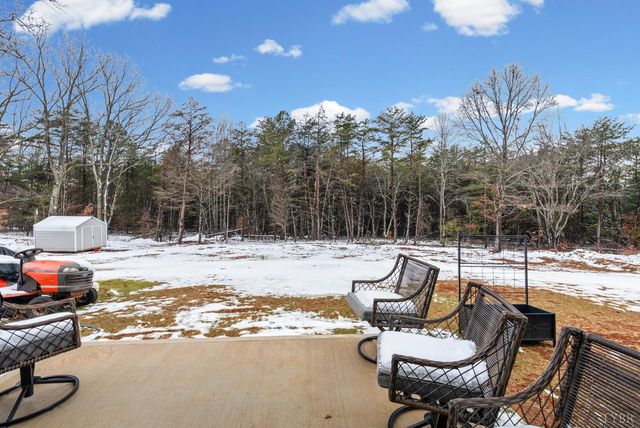 155 Treasure Ct, Rustburg, VA 24588