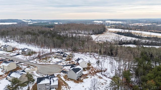 155 Treasure Ct, Rustburg, VA 24588