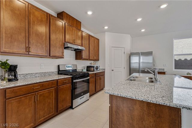 10034 Sir Atlas Court, Las Vegas, NV 89148