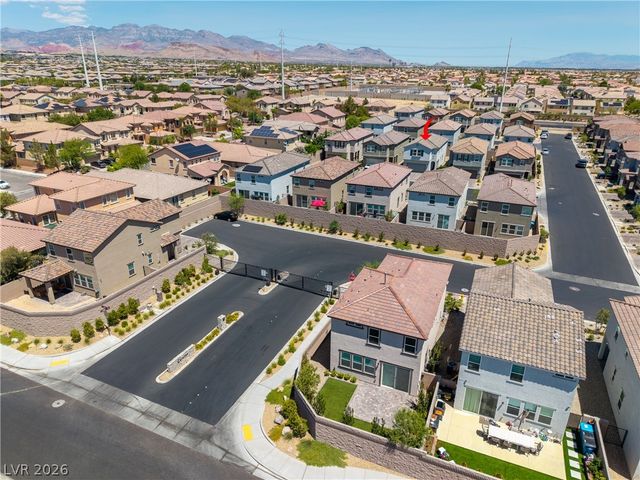 10034 Sir Atlas Court, Las Vegas, NV 89148