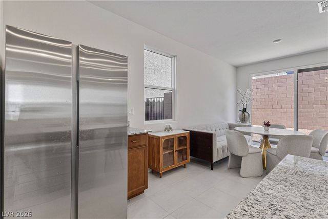 10034 Sir Atlas Court, Las Vegas, NV 89148