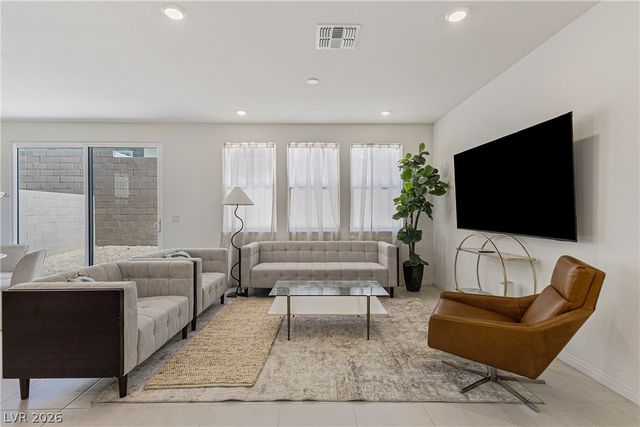 10034 Sir Atlas Court, Las Vegas, NV 89148