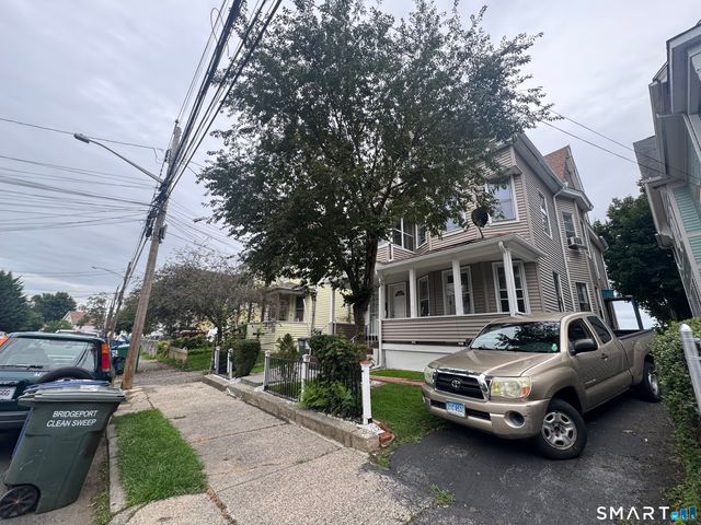 65-67 Worth Street 1st, Bridgeport, CT 06604