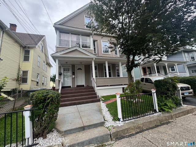 65-67 Worth Street 1st, Bridgeport, CT 06604