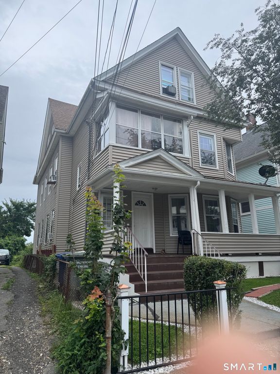 65-67 Worth Street 1st, Bridgeport, CT 06604
