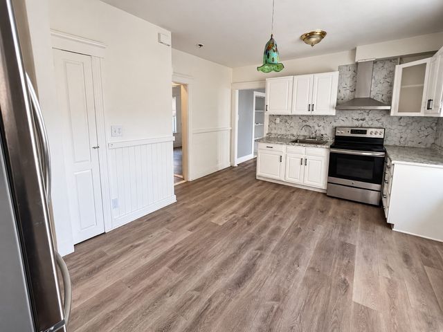 25 Sunset Avenue 2, Methuen, MA 01844