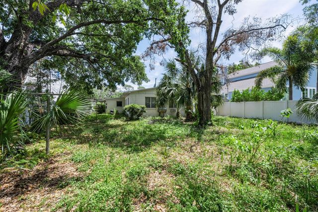 2305 S OCCIDENT STREET, Tampa, FL 33629
