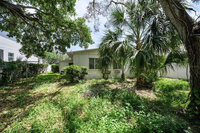 2305 S OCCIDENT STREET, Tampa, FL 33629