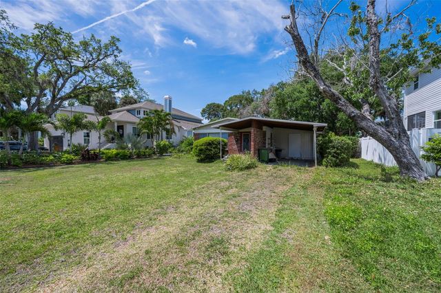 2305 S OCCIDENT STREET, Tampa, FL 33629