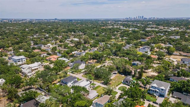 2305 S OCCIDENT STREET, Tampa, FL 33629