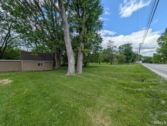 7558 S Strain Ridge Road, Bloomington, IN 47401