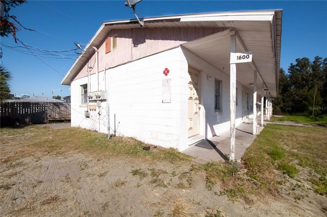 1600 NE FLORIDIAN CIRCLE, Arcadia, FL 34266