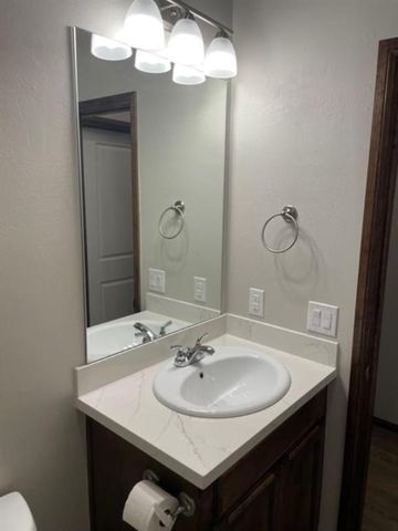 2428 Northcreek Street, Oklahoma City, OK 73128