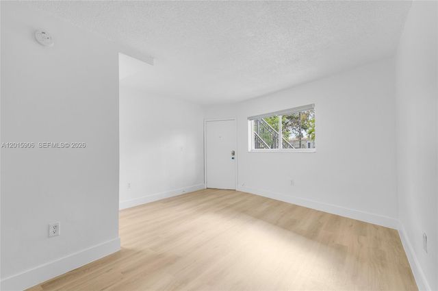 13880 NE 20th Pl 2, North Miami Beach, FL 33181