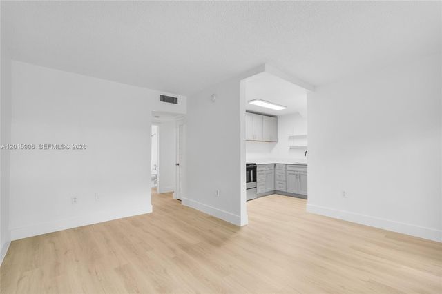 13880 NE 20th Pl 2, North Miami Beach, FL 33181