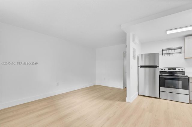 13880 NE 20th Pl 2, North Miami Beach, FL 33181